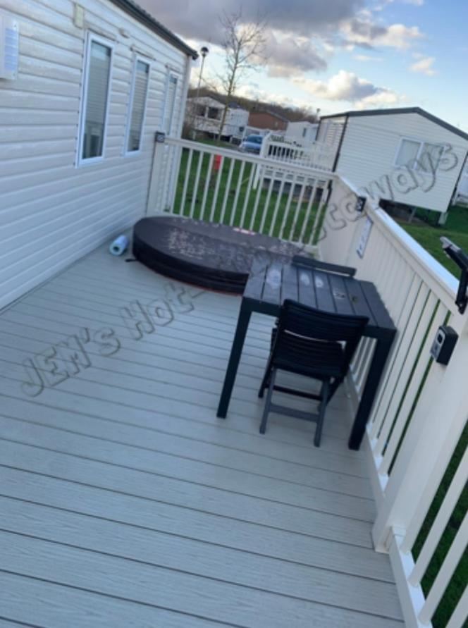 Jems Hot-Tub Getaways 8 Berth At Tattershall Lakes Εξωτερικό φωτογραφία