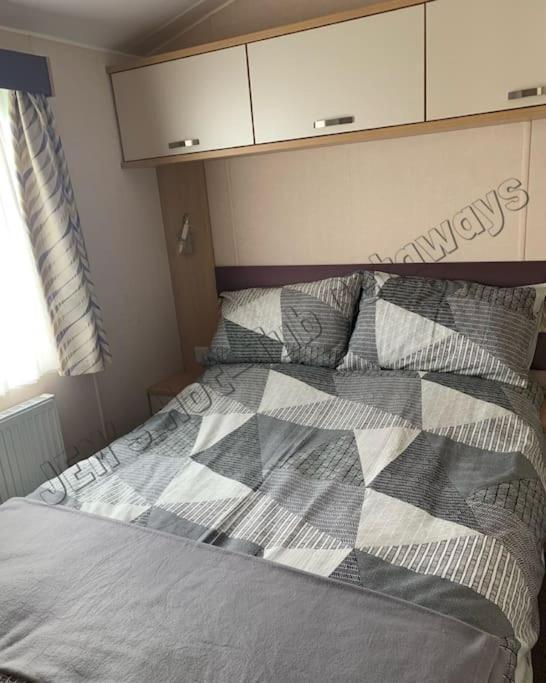 Jems Hot-Tub Getaways 8 Berth At Tattershall Lakes Εξωτερικό φωτογραφία